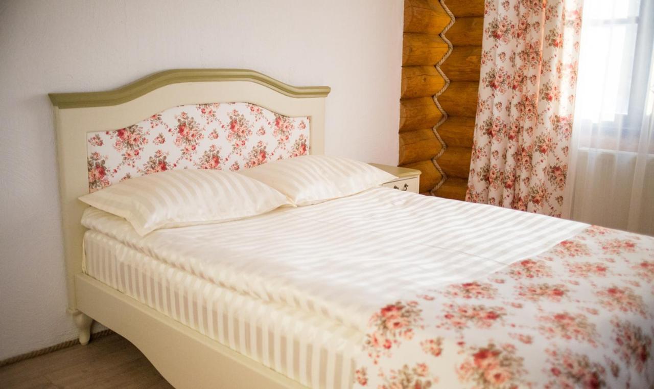 Conacul Maria Theresa Orlat 外观 照片